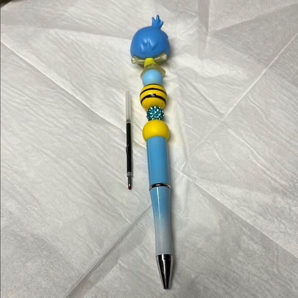 Hand Crafted Character Pen - Picture 2 of 4